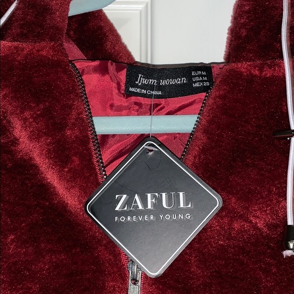 Sweatshirt - Picture 2 of 2